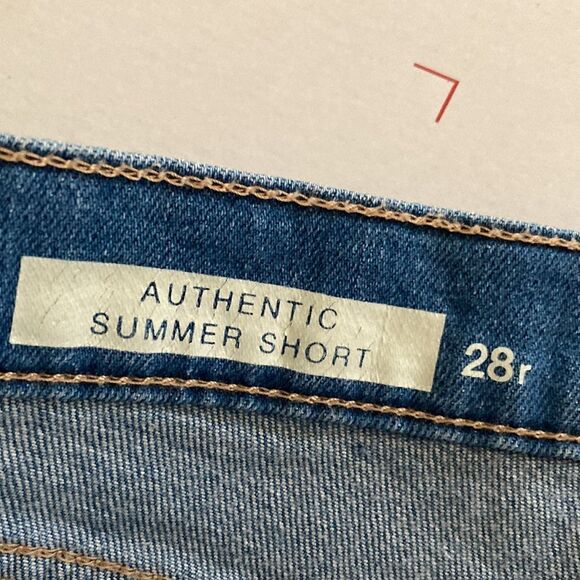 Gap authentic summer shorts with braided trim size 28 - Picture 4 of 9